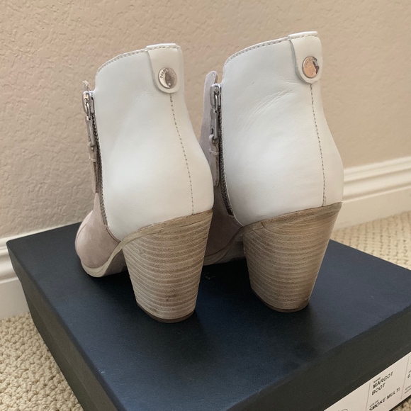 Stylish Two-Tone Ankle Boots - Picture 3 of 6